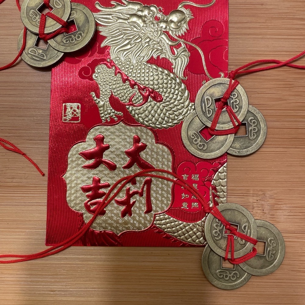 Chinese New Year Red Lucky Money Envelope 3 Feng Shui Coin Set - Picture 5 of 9